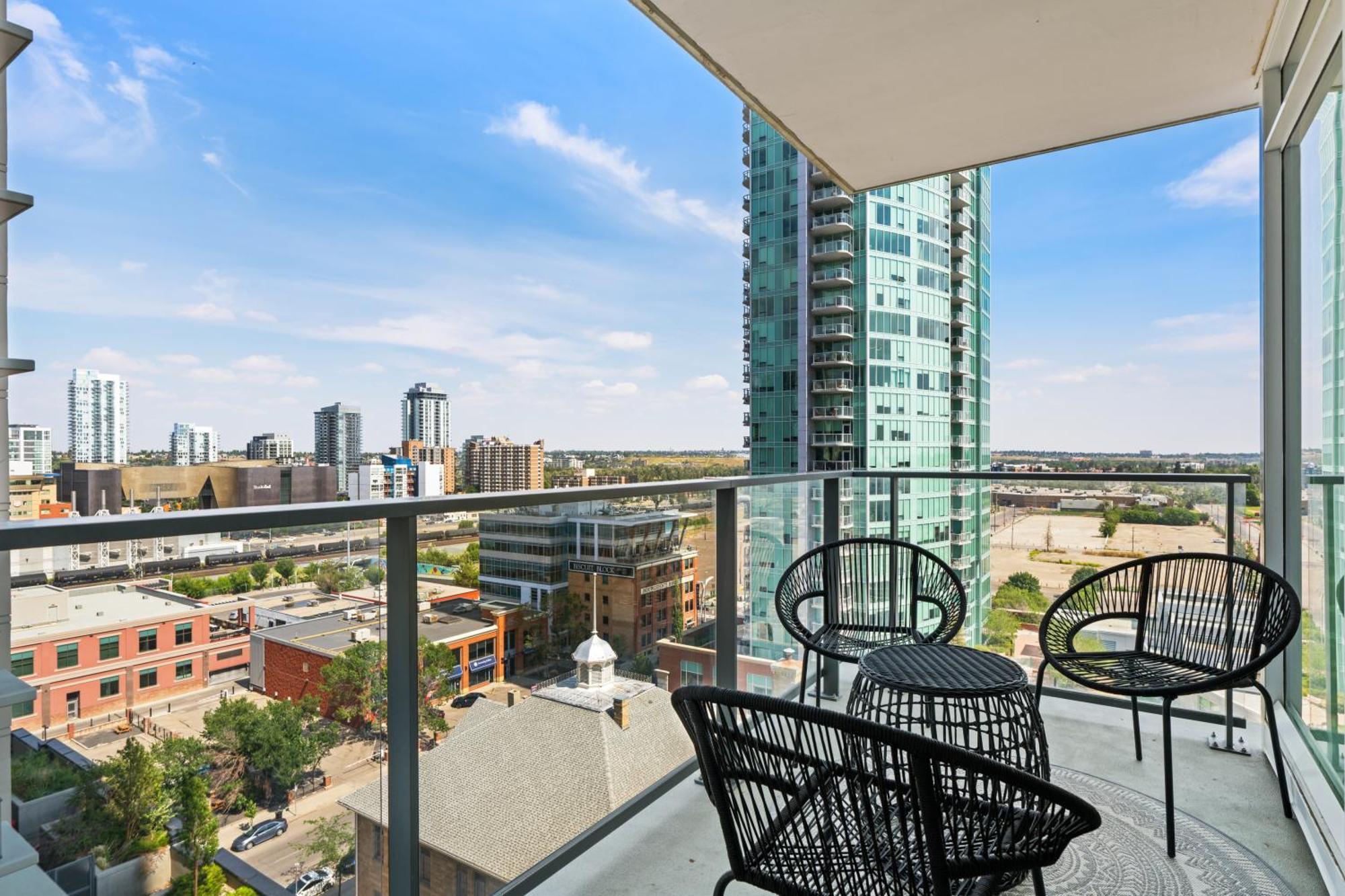 Modern Suite Calgary Downtown 5 Min Walk Stampede المظهر الخارجي الصورة